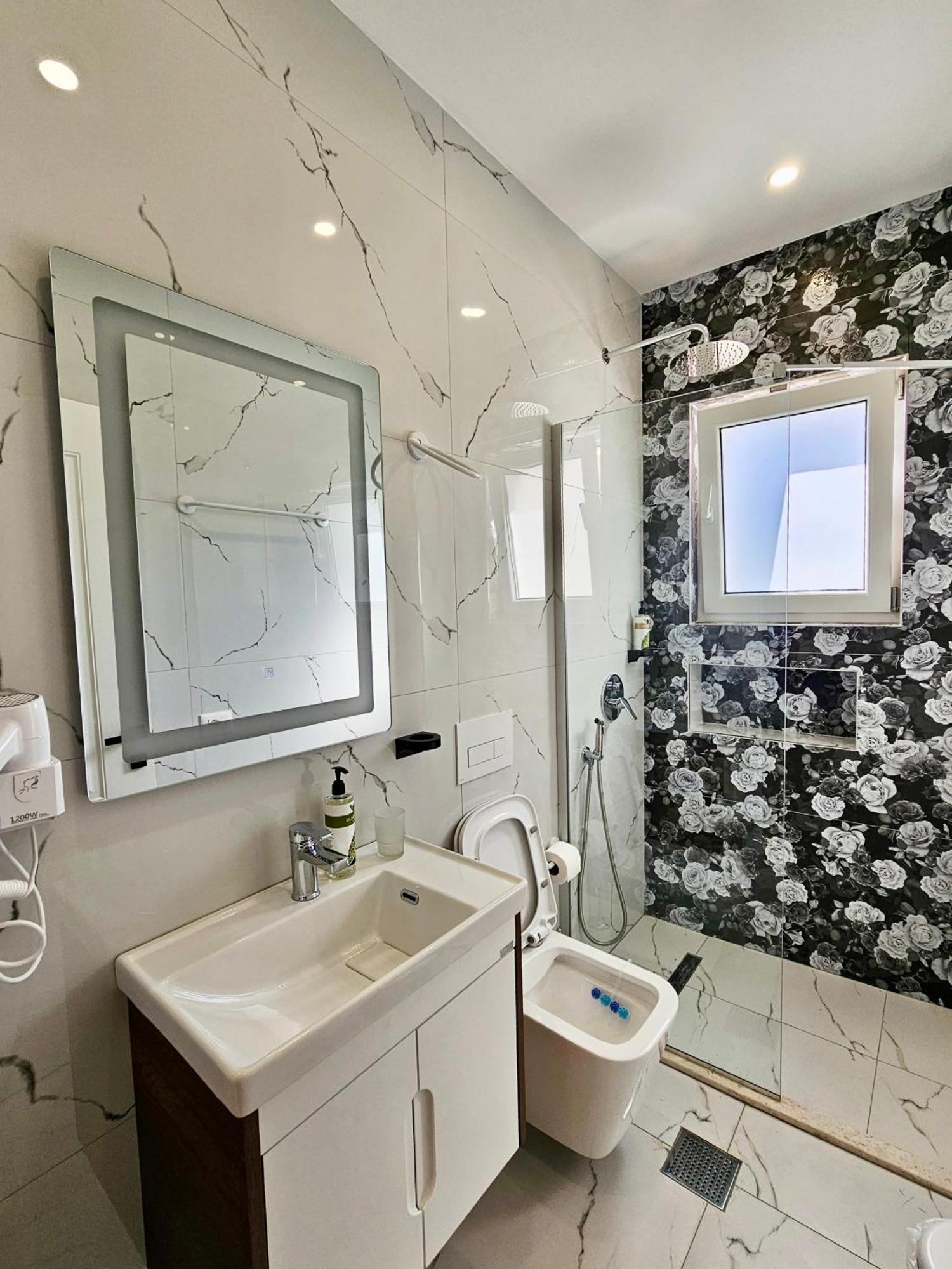 Zazo Apartaments Tiranë Luaran gambar